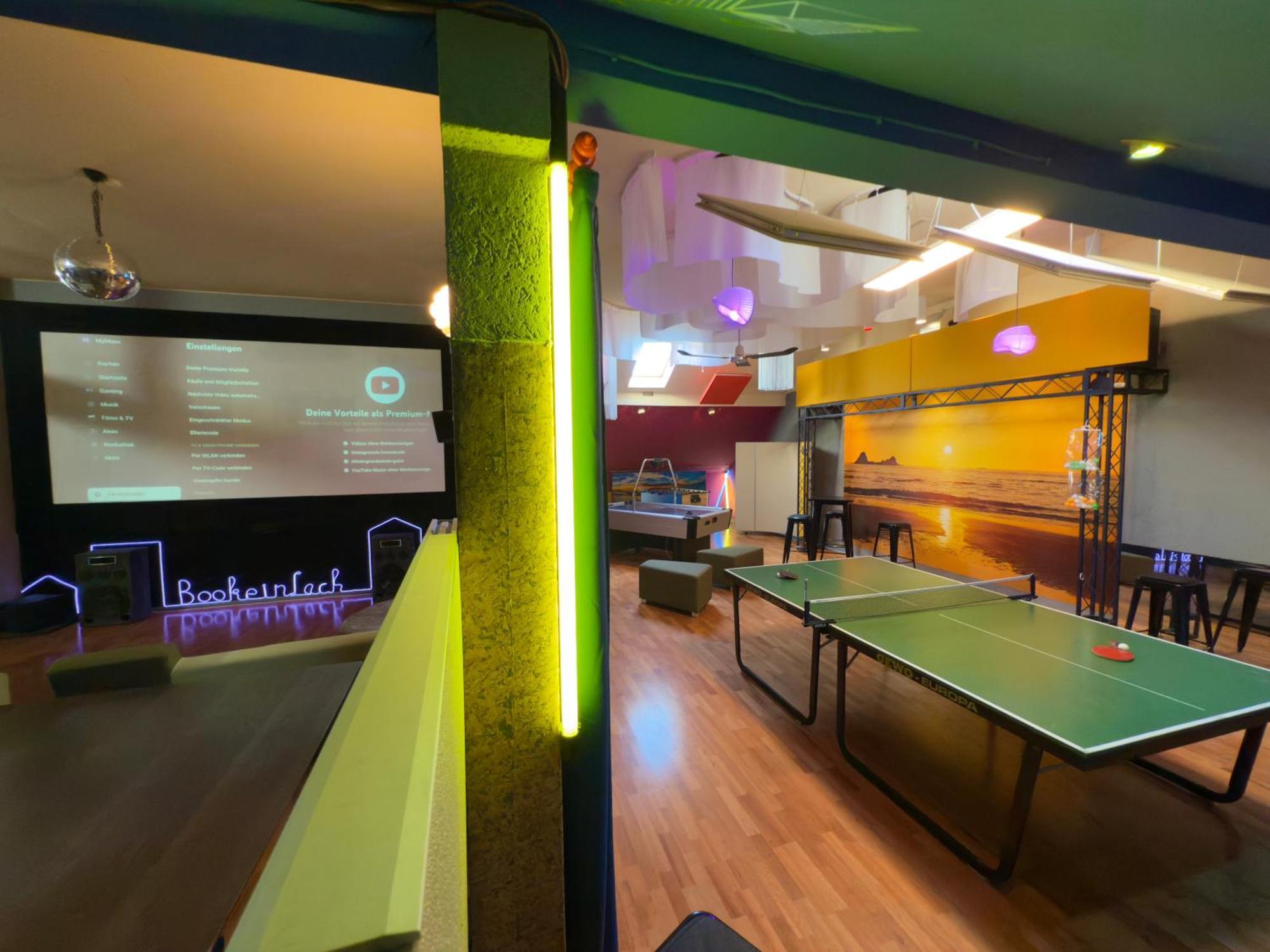 Bookeinfach Bad Ems - Private - Sauna Jacuzzi Whirlpool Swimmingpool Alahna Sup Beachvolleyball Billiards Ping Pong Cinema Theater Music Disco Ball Bbq Und Parkplaetze Exterior foto